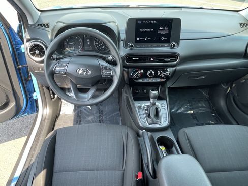 Used 2022 Hyundai Kona SEL w/ Cargo Package AWD/4WD image 12