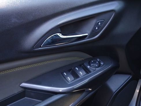 Used 2024 Chevrolet Trax ACTIV w/ Sunroof Package image 25