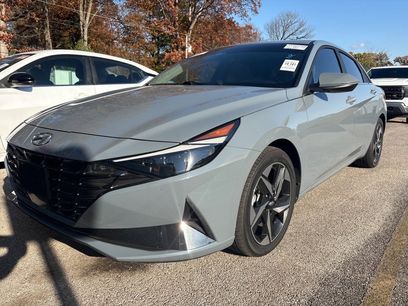 Used 2023 Hyundai Elantra Limited