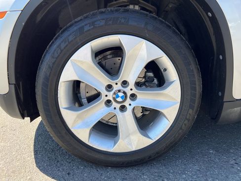Used 2013 BMW X6 xDrive35i image 2