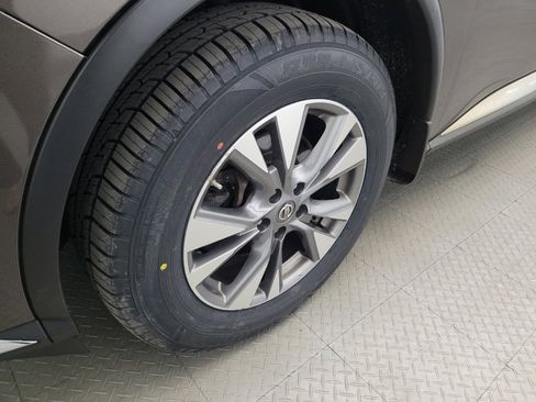 Used 2016 Nissan Murano SV w/ Premium Package AWD/4WD image 31