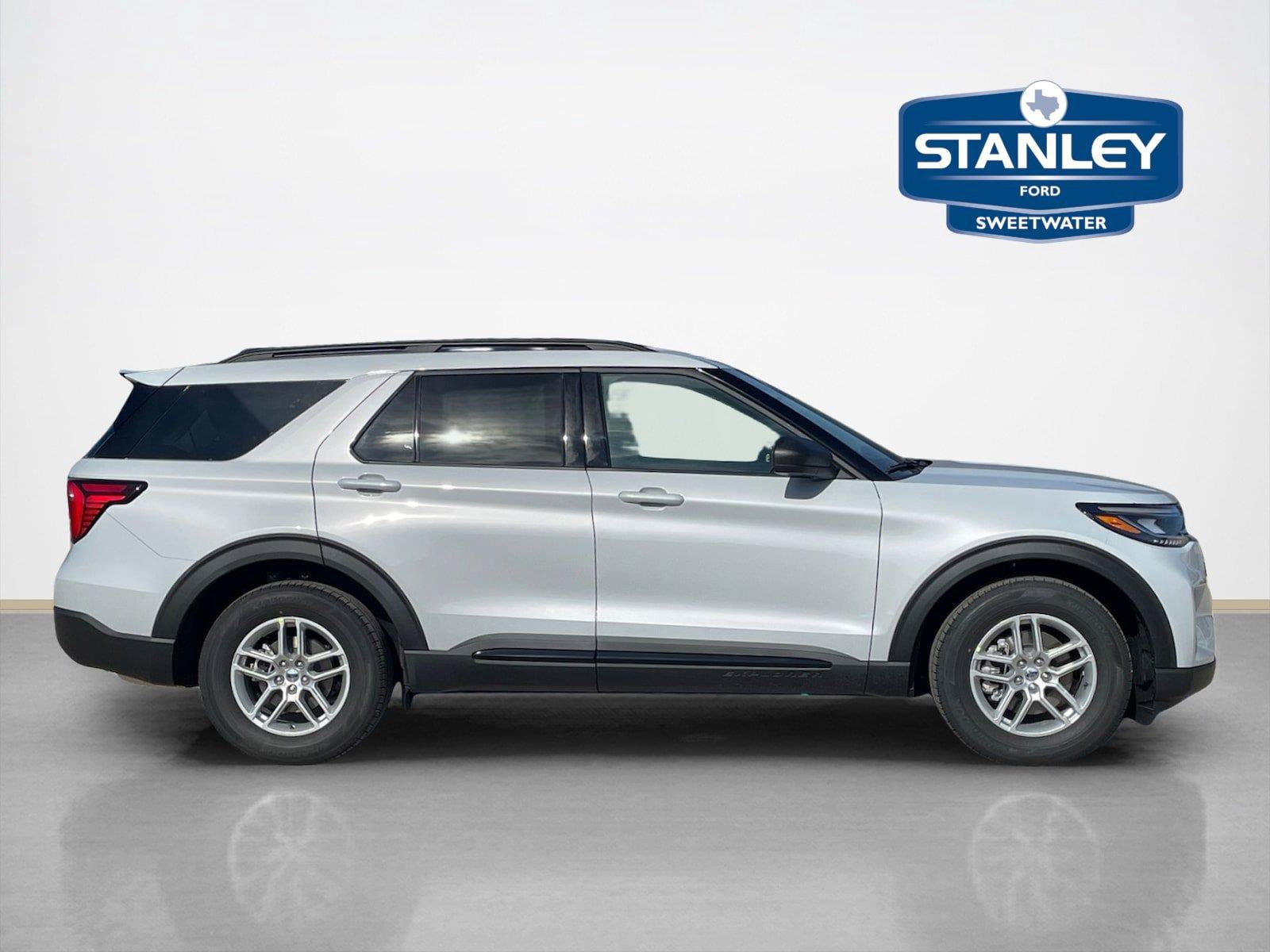 New 2026 Ford Explorer Active w/ Active Comfort Package RWD image 9