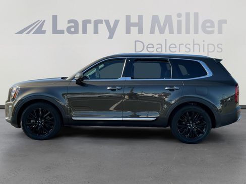 Used 2022 Kia Telluride SX image 2