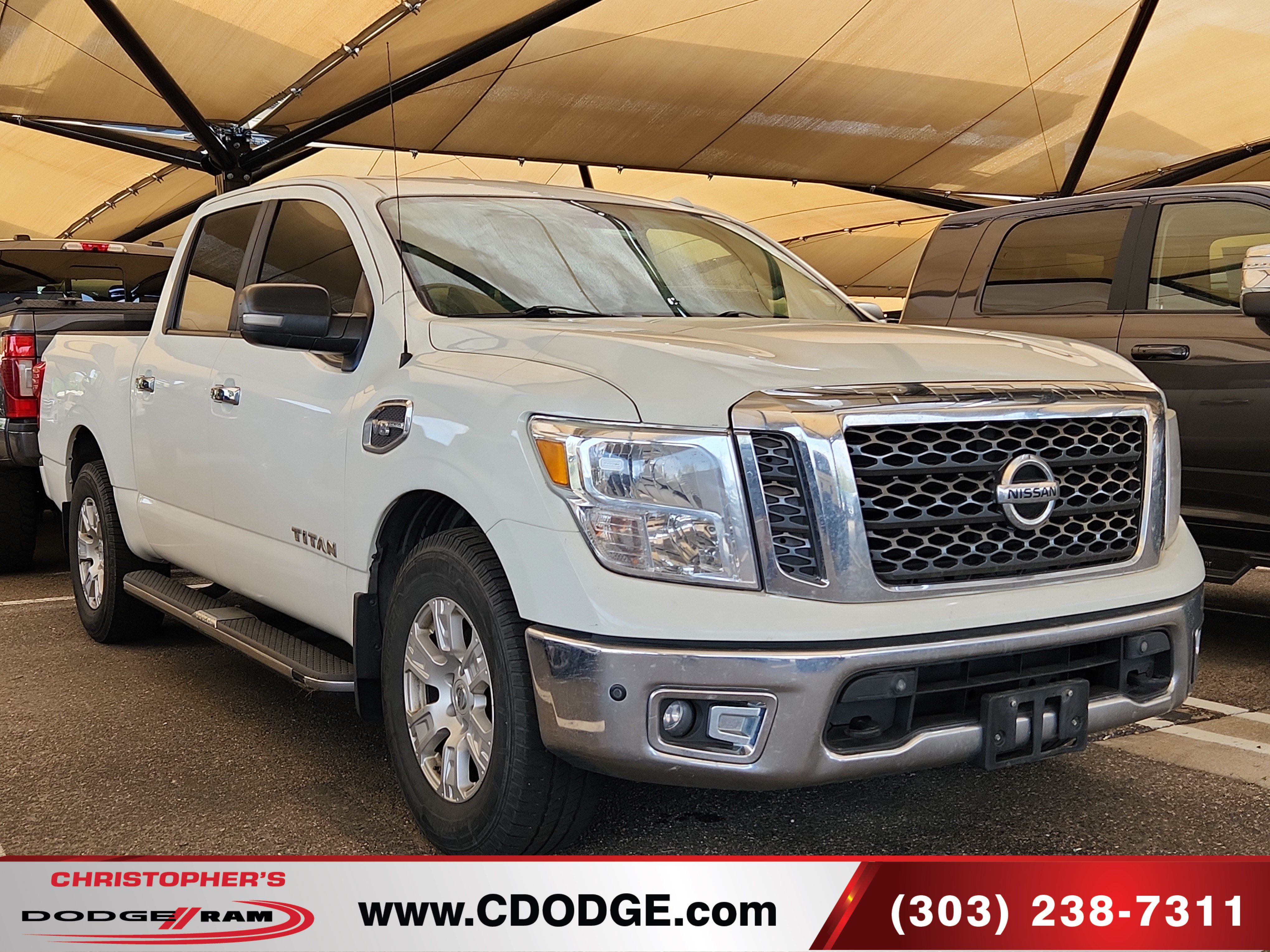 Used 2017 Nissan Titan SV AWD/4WD image 1