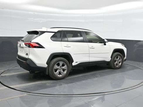 Used 2024 Toyota RAV4 XLE w/ Convenience Package image 3