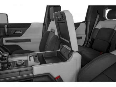 Used 2025 GMC Hummer EV 2X image 16