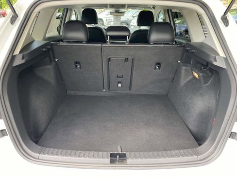 Certified 2022 Volkswagen Taos SEL AWD/4WD image 29