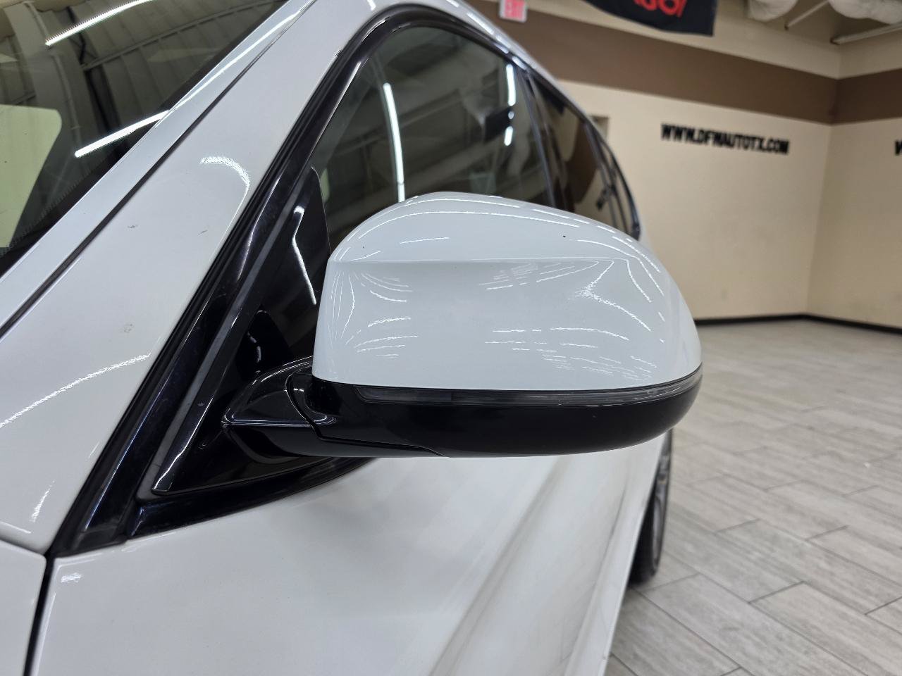 Used 2016 BMW X3 sDrive28i RWD image 10