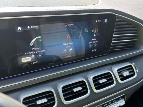 Used 2023 Mercedes-Benz GLS 450 4MATIC image 34