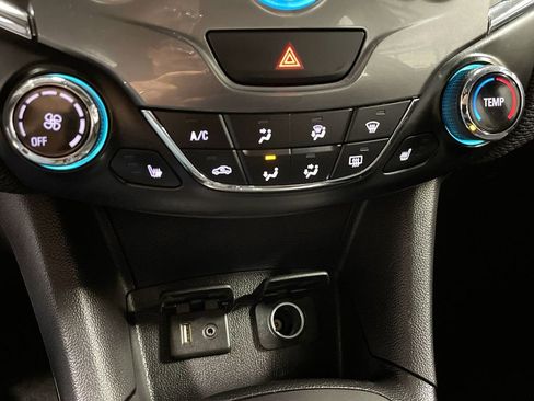 Used 2017 Chevrolet Cruze LT w/ Sun And Sound Package image 17