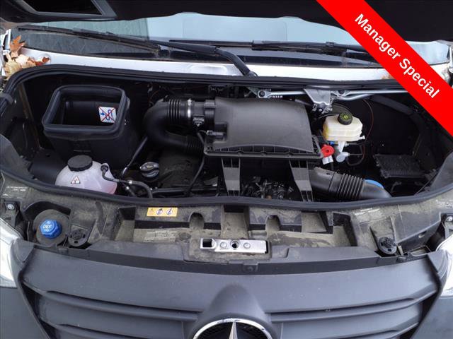 Used 2022 Mercedes-Benz Sprinter 3500 image 33