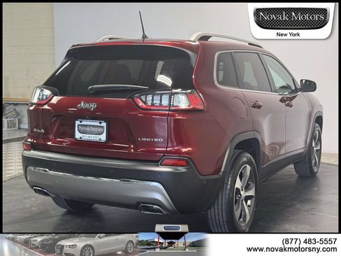 Used 2021 Jeep Cherokee Limited AWD/4WD image 11