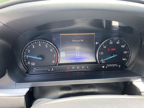 Used 2023 Ford Explorer XLT w/ Equipment Group 202A RWD image 13