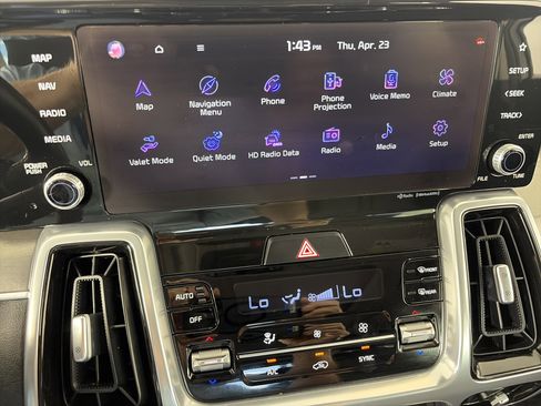 Certified 2022 Kia Sorento SX AWD/4WD image 27