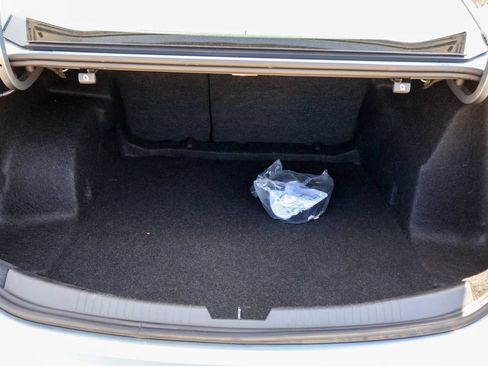 Used 2024 Chevrolet Malibu LT FWD image 26