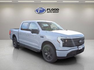 New 2025 Ford F150 Lightning Flash video 1