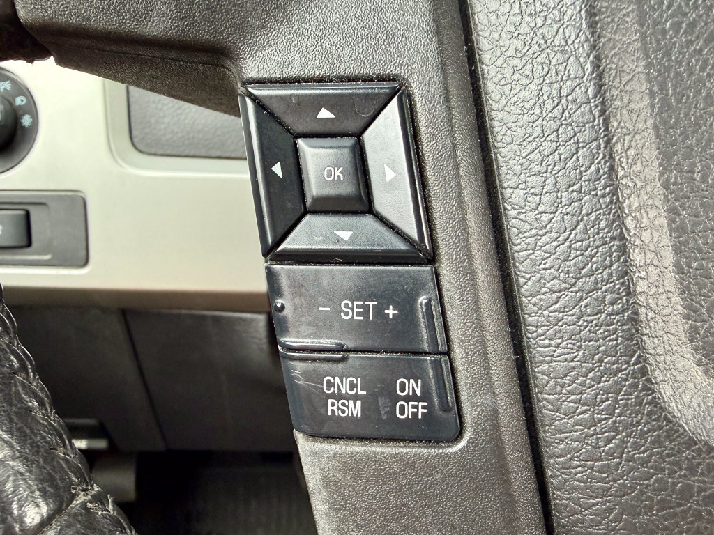 Used 2014 Ford F150 FX4 w/ Equipment Group 402A Luxury AWD/4WD image 20