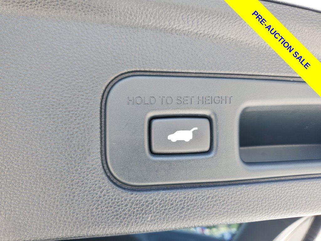 Used 2024 Acura MDX w/ Technology Package FWD image 9