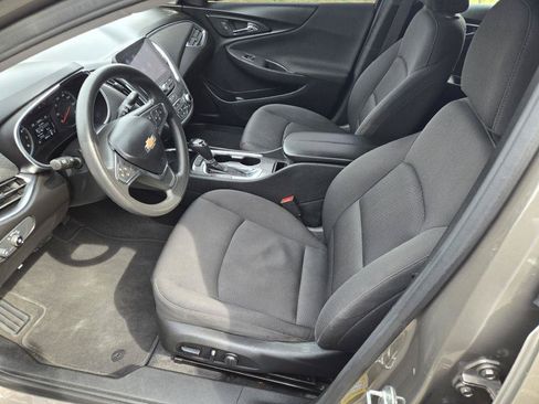Used 2020 Chevrolet Malibu LT FWD image 9