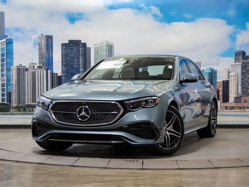 New 2026 Mercedes-Benz E 350 4MATIC Sedan image 2