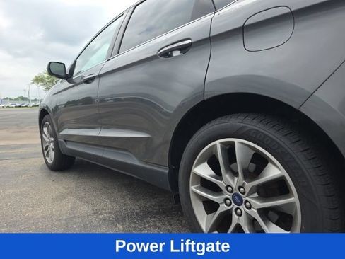 Used 2015 Ford Edge Titanium w/ Equipment Group 302A AWD/4WD image 10
