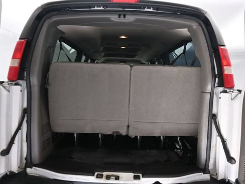 Used 2014 Chevrolet Express 3500 LS RWD image 46