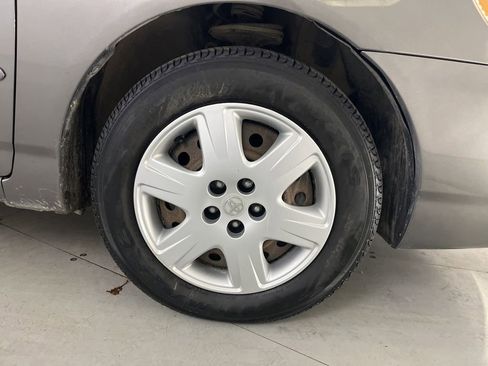 Used 2006 Toyota Corolla LE image 18