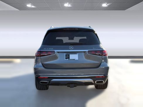 Used 2026 Mercedes-Benz GLS 450 4MATIC image 10