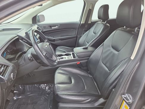 Used 2022 Ford Edge Titanium image 19
