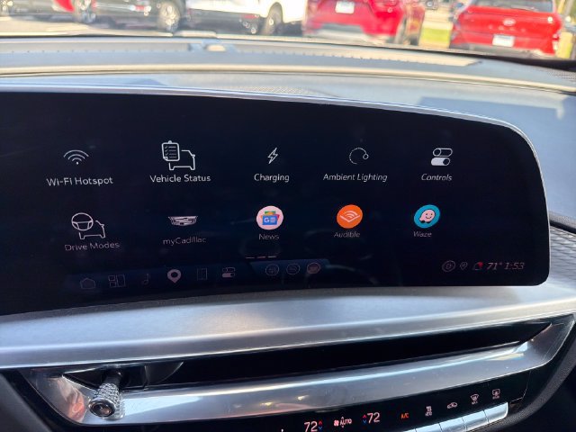 Certified 2024 Cadillac Lyriq Sport AWD/4WD image 21