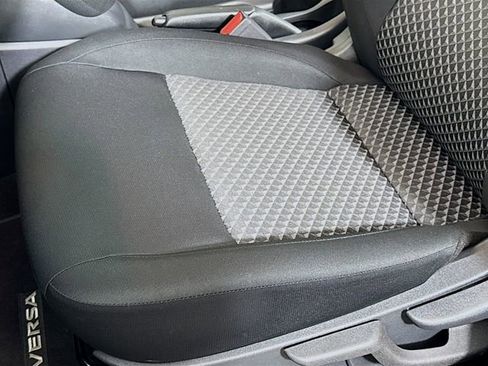 Certified 2022 Nissan Versa S w/ Trunk Package image 20