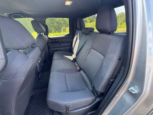 Certified 2025 Toyota Tacoma SR5 AWD/4WD image 16