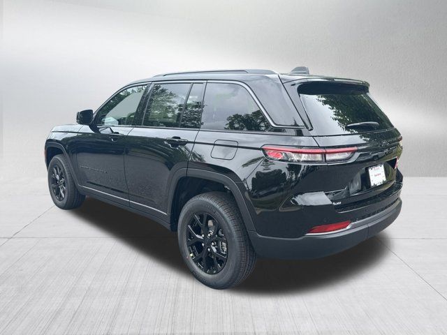 New 2026 Jeep Grand Cherokee Altitude RWD image 7