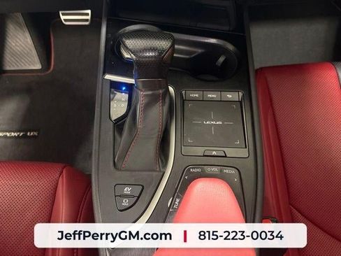 Used 2019 Lexus UX 250h F Sport w/ F Sport Premium Package AWD/4WD image 17