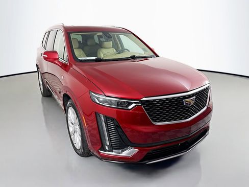 Used 2020 Cadillac XT6 Premium Luxury w/ Platinum Package AWD/4WD image 7