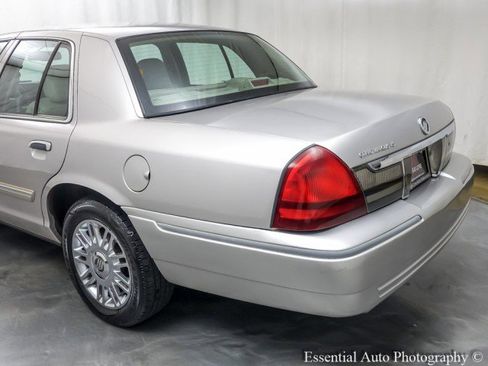 Used 2010 Mercury Grand Marquis LS image 8