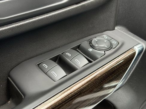 Used 2023 Chevrolet Silverado 2500 LT w/ Convenience Package image 28