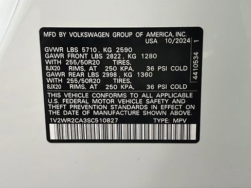 Used 2025 Volkswagen Atlas SE image 31