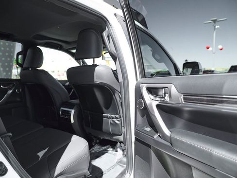 Used 2023 Lexus GX 460 Premium w/ Premium Plus Package AWD/4WD image 14