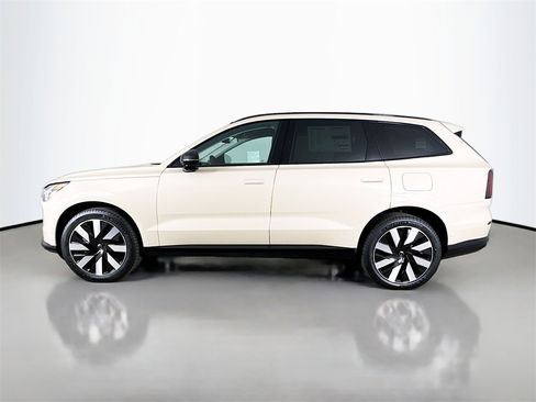 New 2025 Volvo EX90 Plus w/ Protection Package Premier image 4