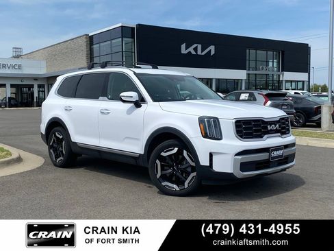Certified 2025 Kia Telluride S AWD/4WD image 1
