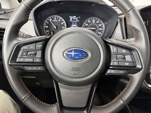 Certified 2024 Subaru Crosstrek 2.5i Limited w/ Crosstrek Mirror Package image 26