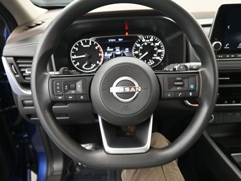 Certified 2023 Nissan Rogue SV image 28