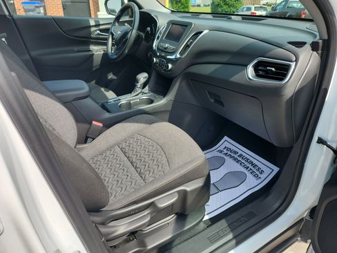 Used 2024 Chevrolet Equinox LT image 46