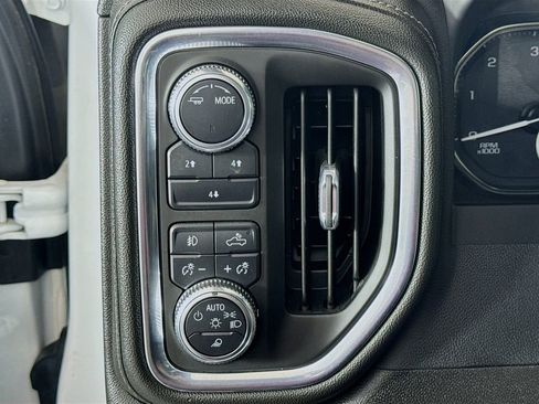 Used 2023 GMC Sierra 3500 SLE w/ SLE Convenience Package AWD/4WD image 10