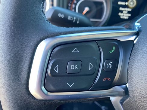 New 2025 Jeep Wrangler Unlimited Sahara w/ Safety Group AWD/4WD image 26