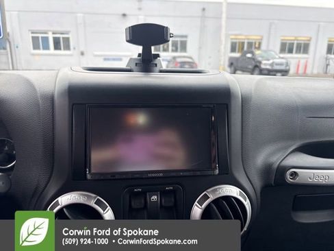 Used 2011 Jeep Wrangler Sahara w/ Connectivity Group image 14