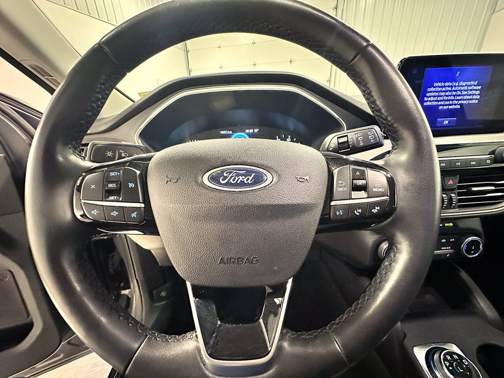 Used 2022 Ford Escape SE w/ Cold Weather Package AWD/4WD image 31