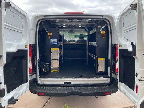 Used 2019 Ford Transit 250 130 Low Roof RWD image 12