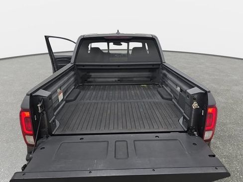 Used 2018 Honda Ridgeline RTL-E image 35